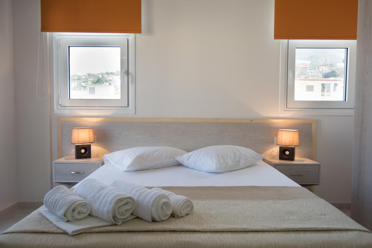 Sirena Superior Aparthotel Agia Pelagia Eksteriør bilde